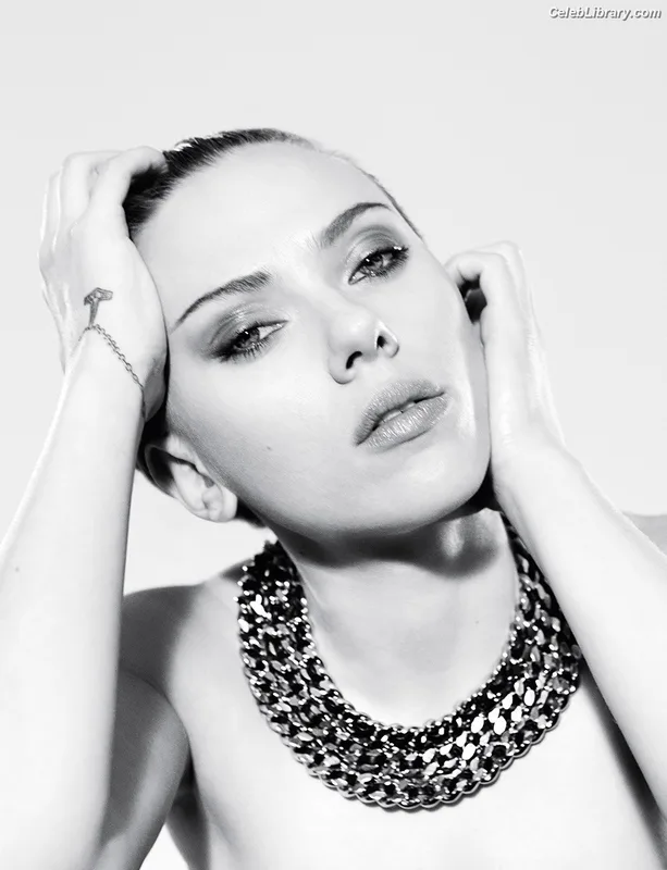 Scarlett Johansson photo 2 of 2617