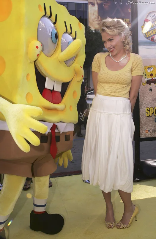 Scarlett Johansson photo 6 of 2617