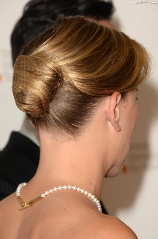 Scarlett Johansson photo 19 of 2617