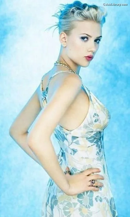 Scarlett Johansson photo 21 of 2617