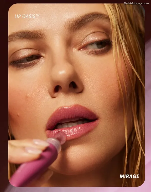Scarlett Johansson photo 14 of 2617