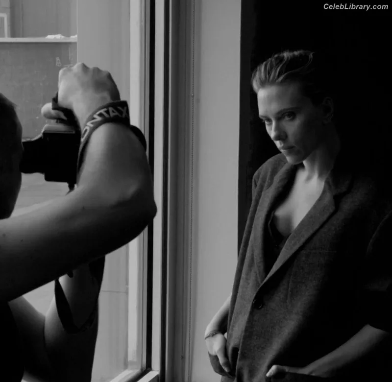 Scarlett Johansson photo 5 of 2617