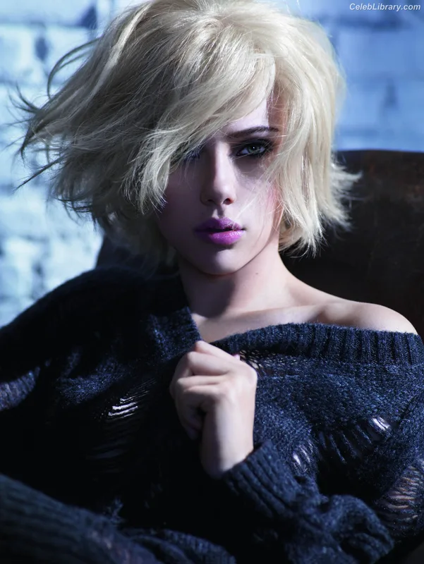 Scarlett Johansson photo 1 of 2617