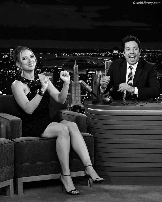 Scarlett Johansson photo 14 of 2617