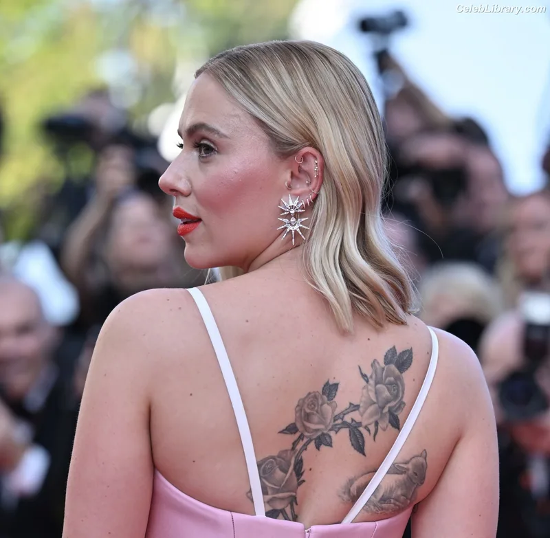 Scarlett Johansson photo 19 of 2617