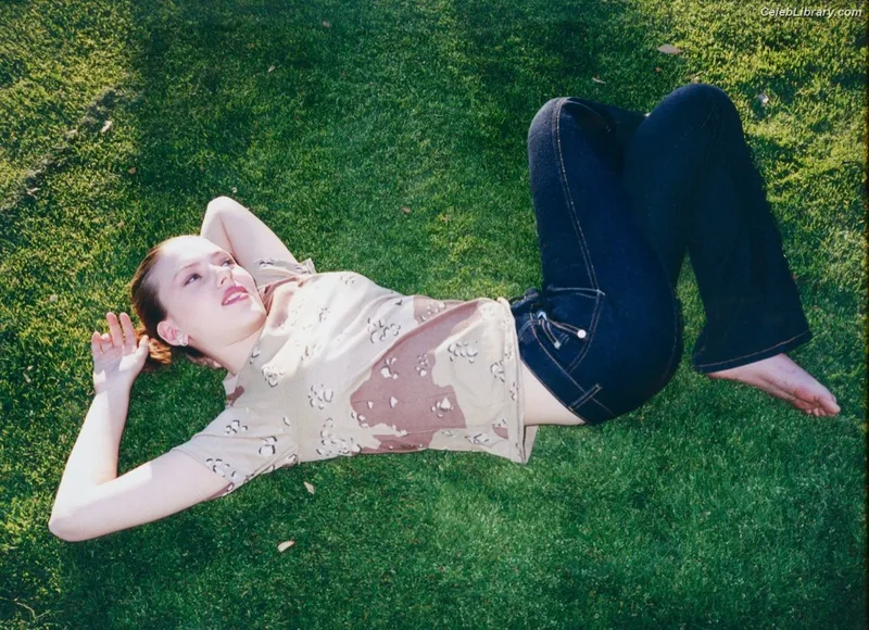 Scarlett Johansson photo 13 of 2617