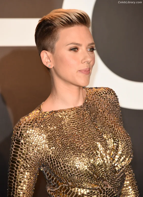 Scarlett Johansson photo 15 of 2617