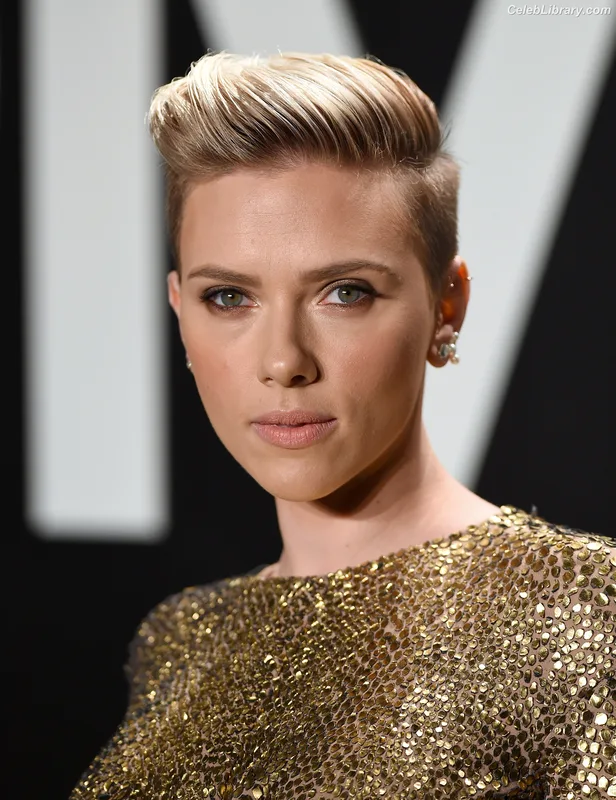 Scarlett Johansson photo 2 of 2617