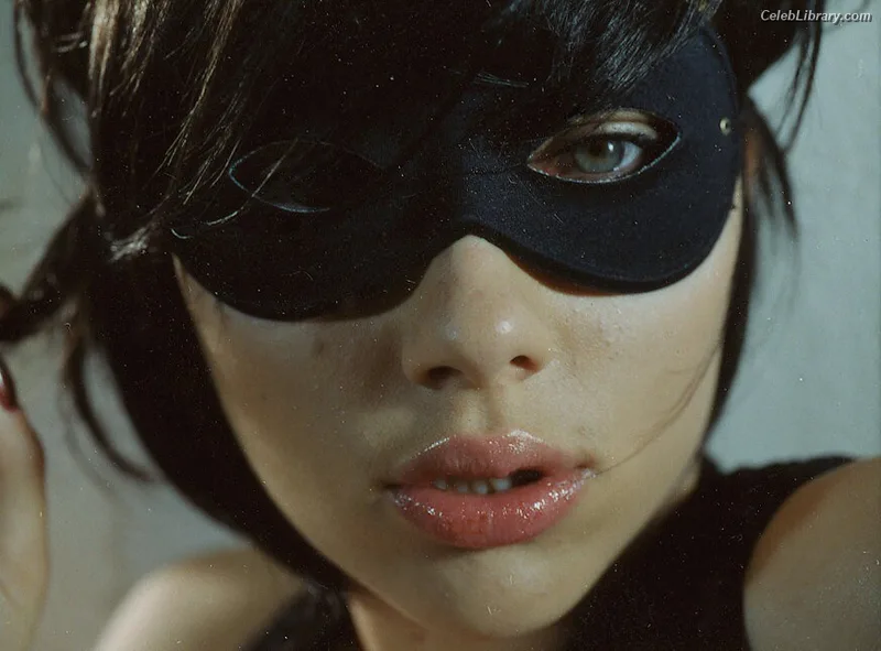 Scarlett Johansson photo 7 of 2617