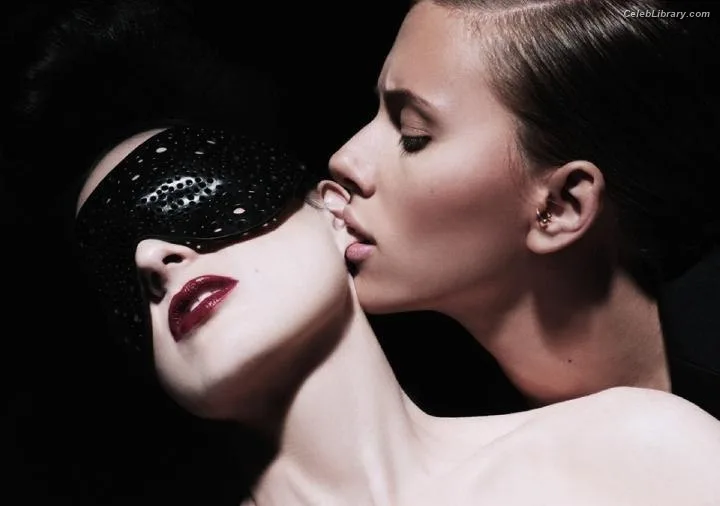 Scarlett Johansson photo 14 of 2617