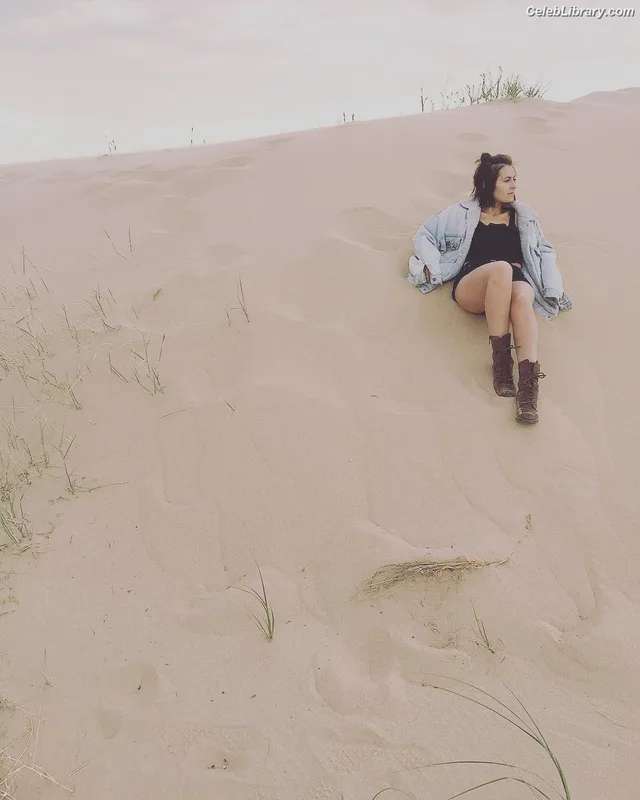 Scout Taylor-Compton photo 7 of 83