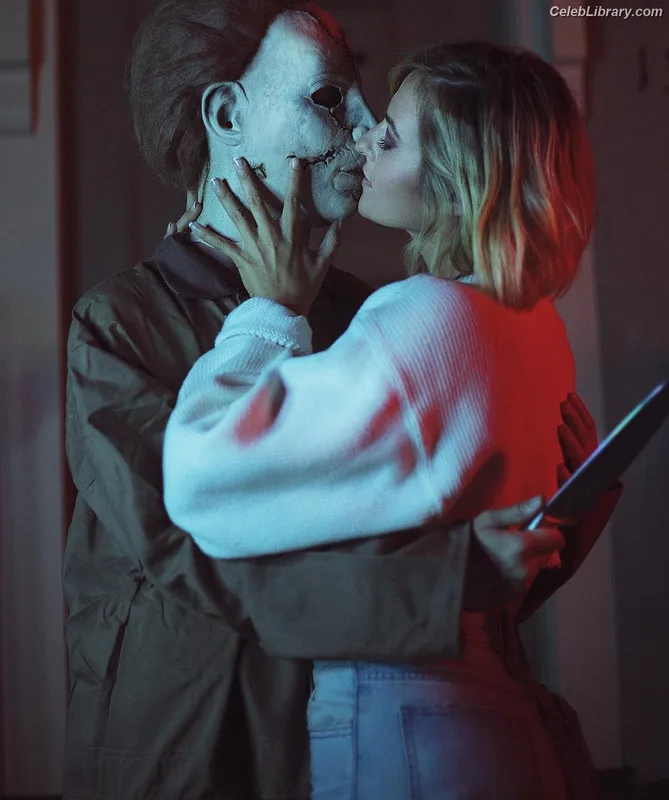 Scout Taylor-Compton photo 23 of 83