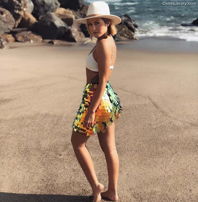 Scout Taylor-Compton photo 3 of 83