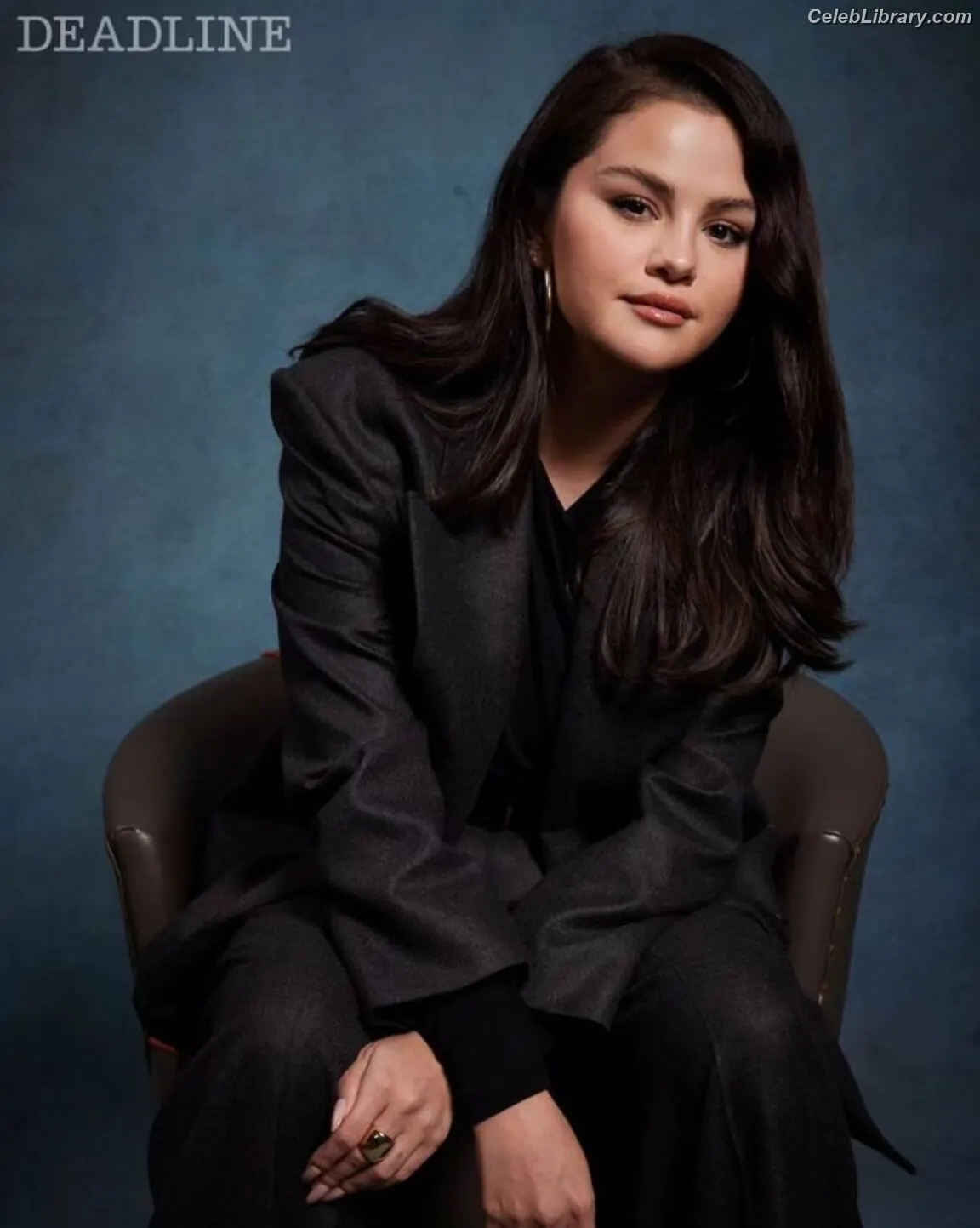 Selena Gomez photo 23 of 3542