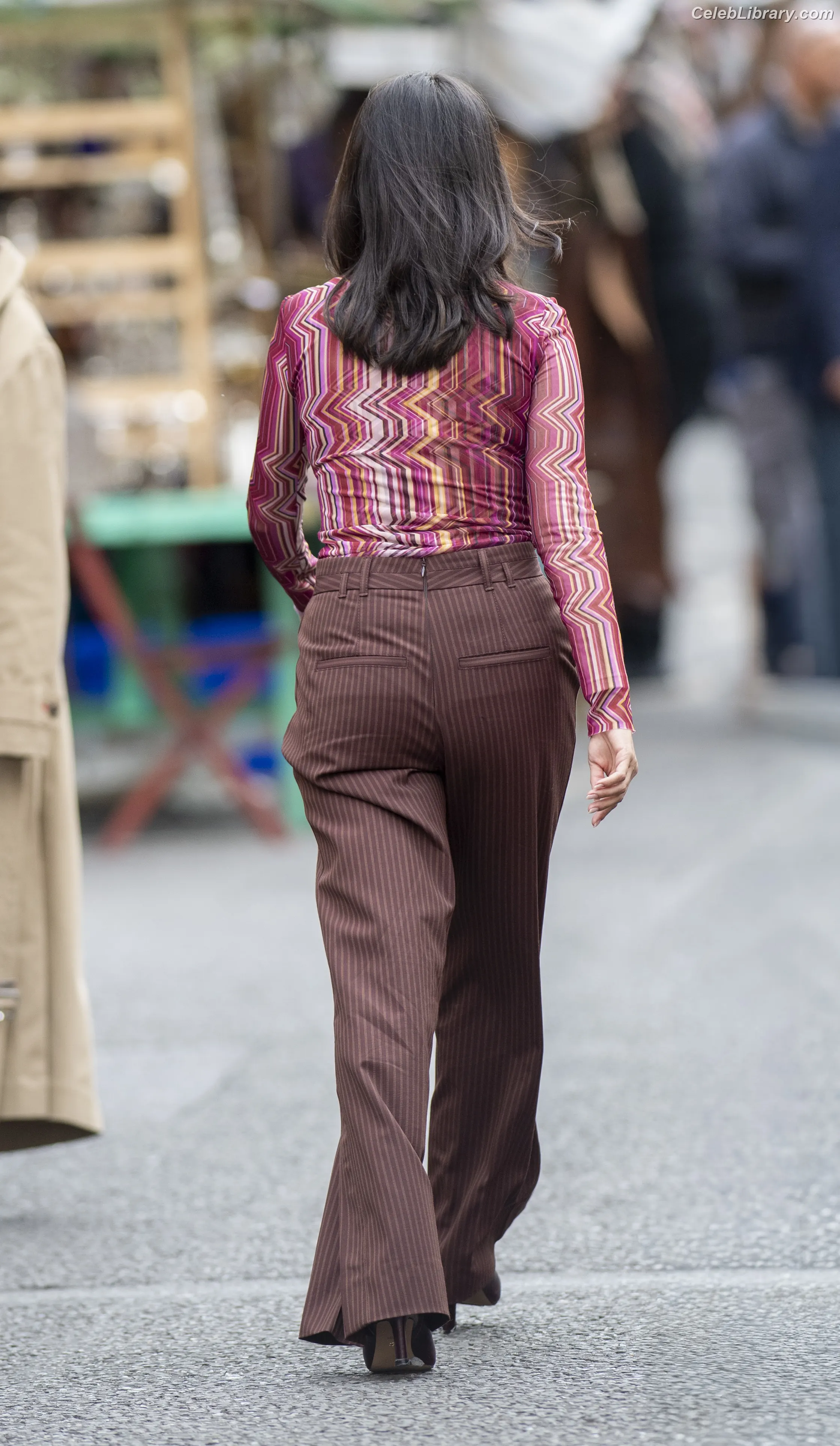 Selena Gomez photo 22 of 3542