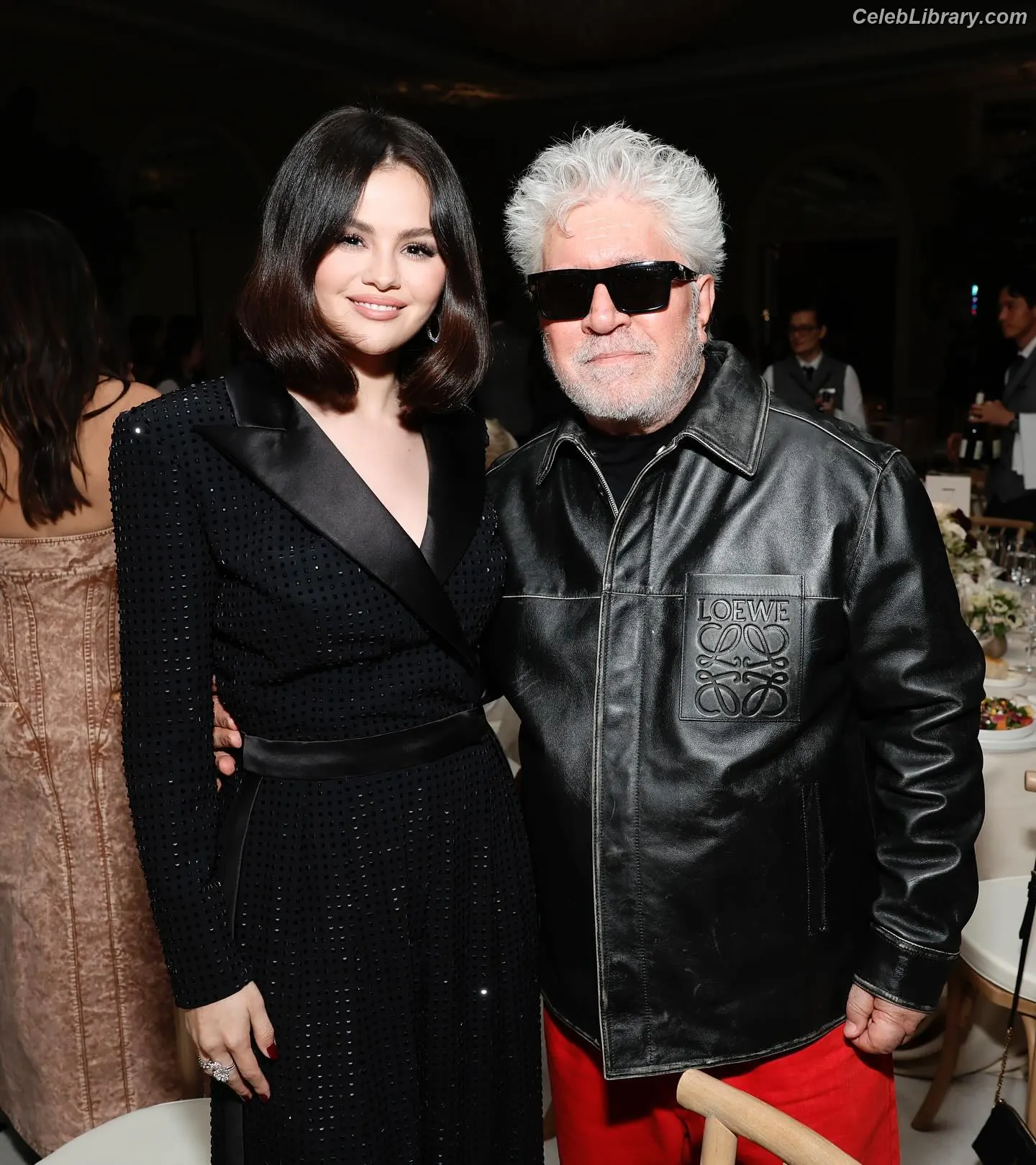 Selena Gomez photo 19 of 3542