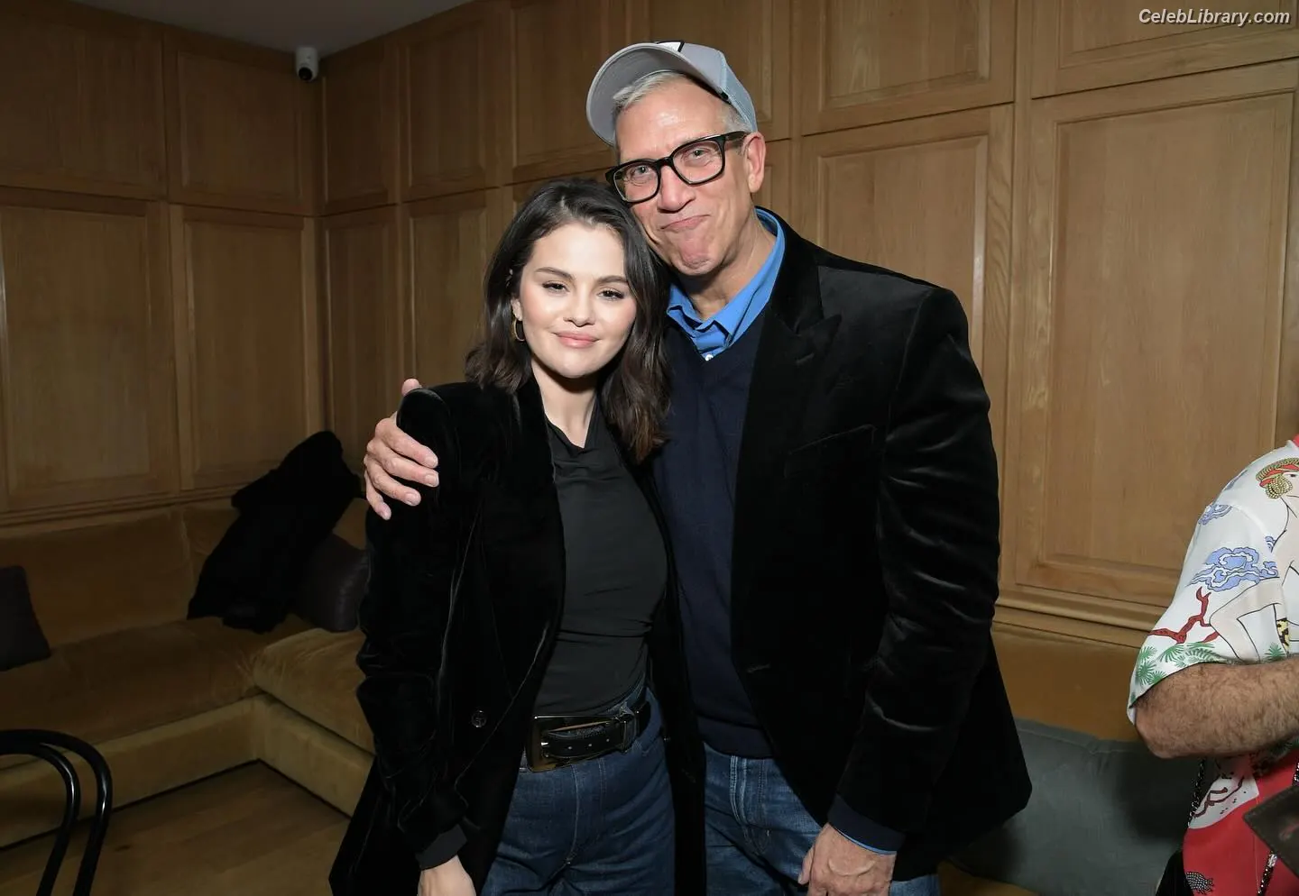 Selena Gomez photo 24 of 3542