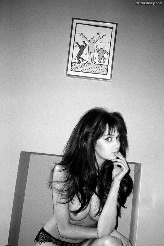 Seren Gibson photo 21 of 408
