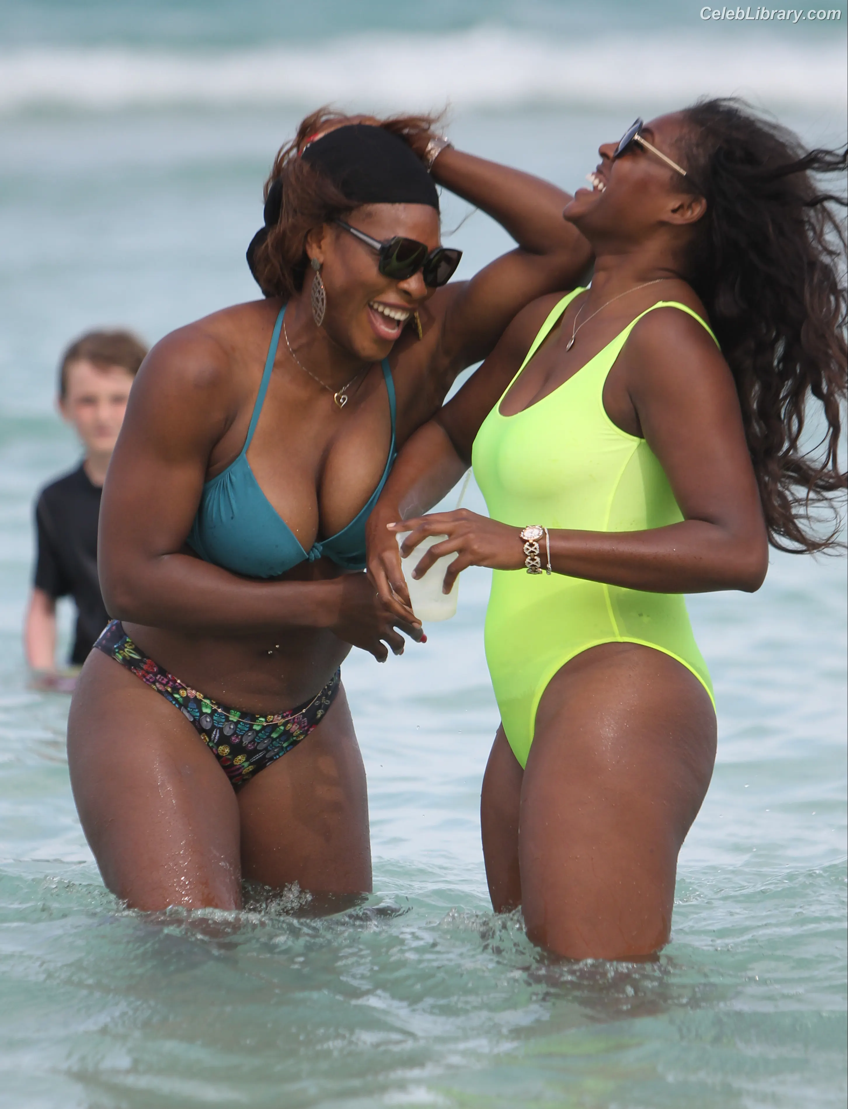 Serena Williams photo 3 of 275