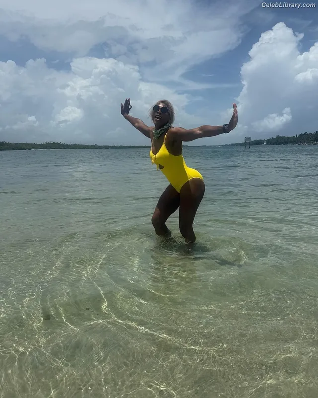 Serena Williams photo 5 of 276