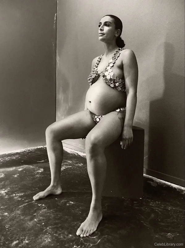 Sevdaliza photo 8 of 210