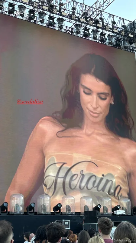 Sevdaliza photo 19 of 210