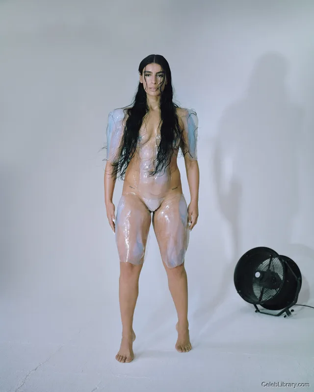 Sevdaliza photo 8 of 210