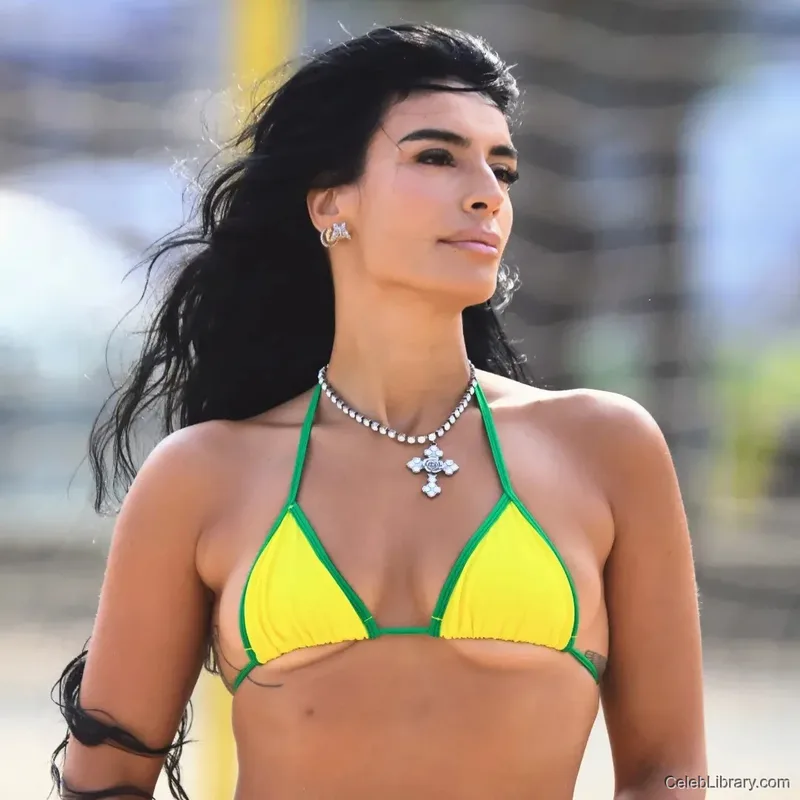 Sevdaliza photo 13 of 210