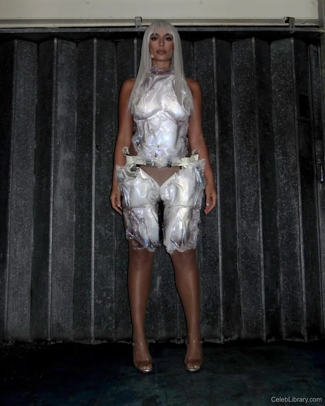 Sevdaliza photo 18 of 210