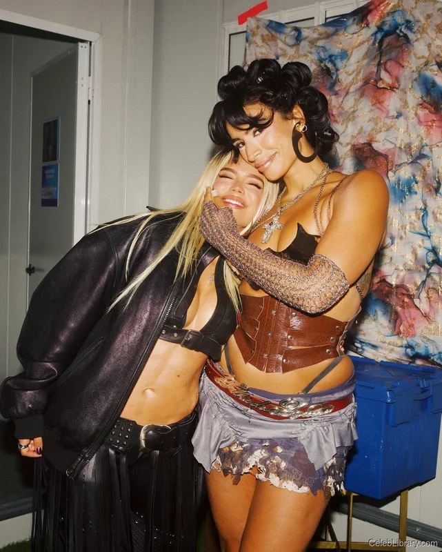 Sevdaliza photo 3 of 210