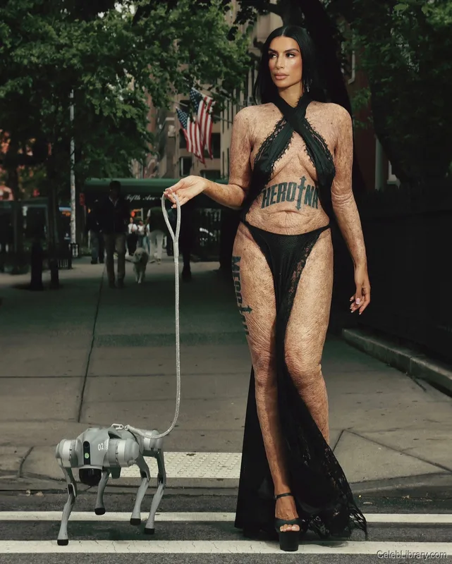 Sevdaliza photo 12 of 210