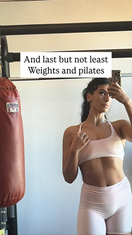 Sevdaliza photo 6 of 210