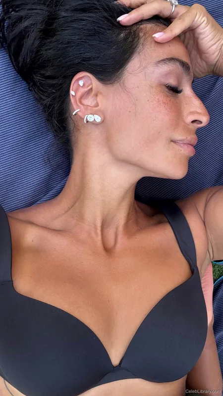 Sevdaliza photo 6 of 210