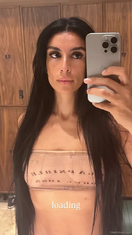 Sevdaliza photo 12 of 210