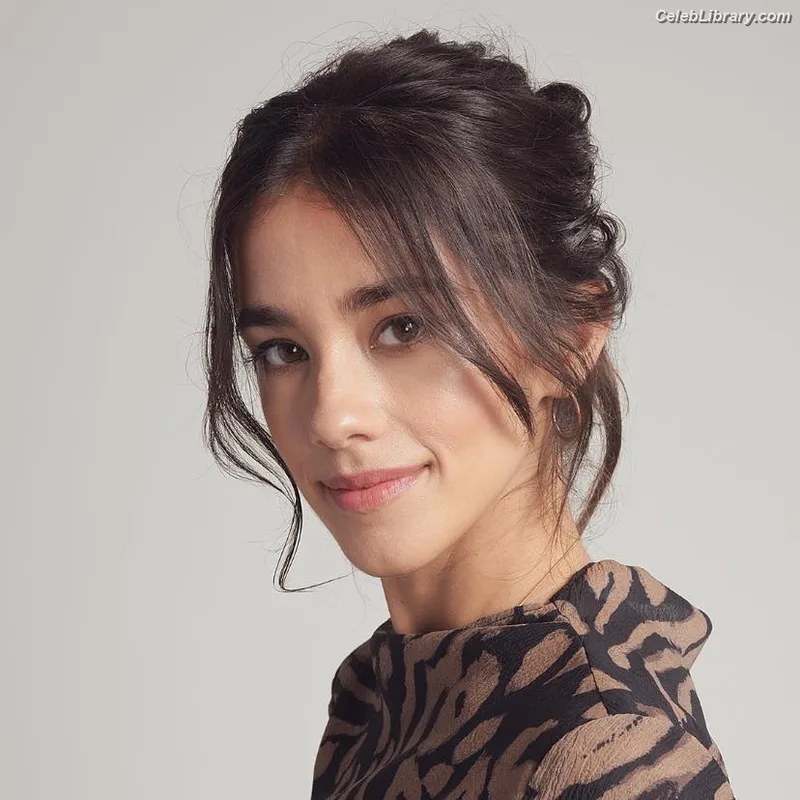 Seychelle Gabriel photo 1 of 3