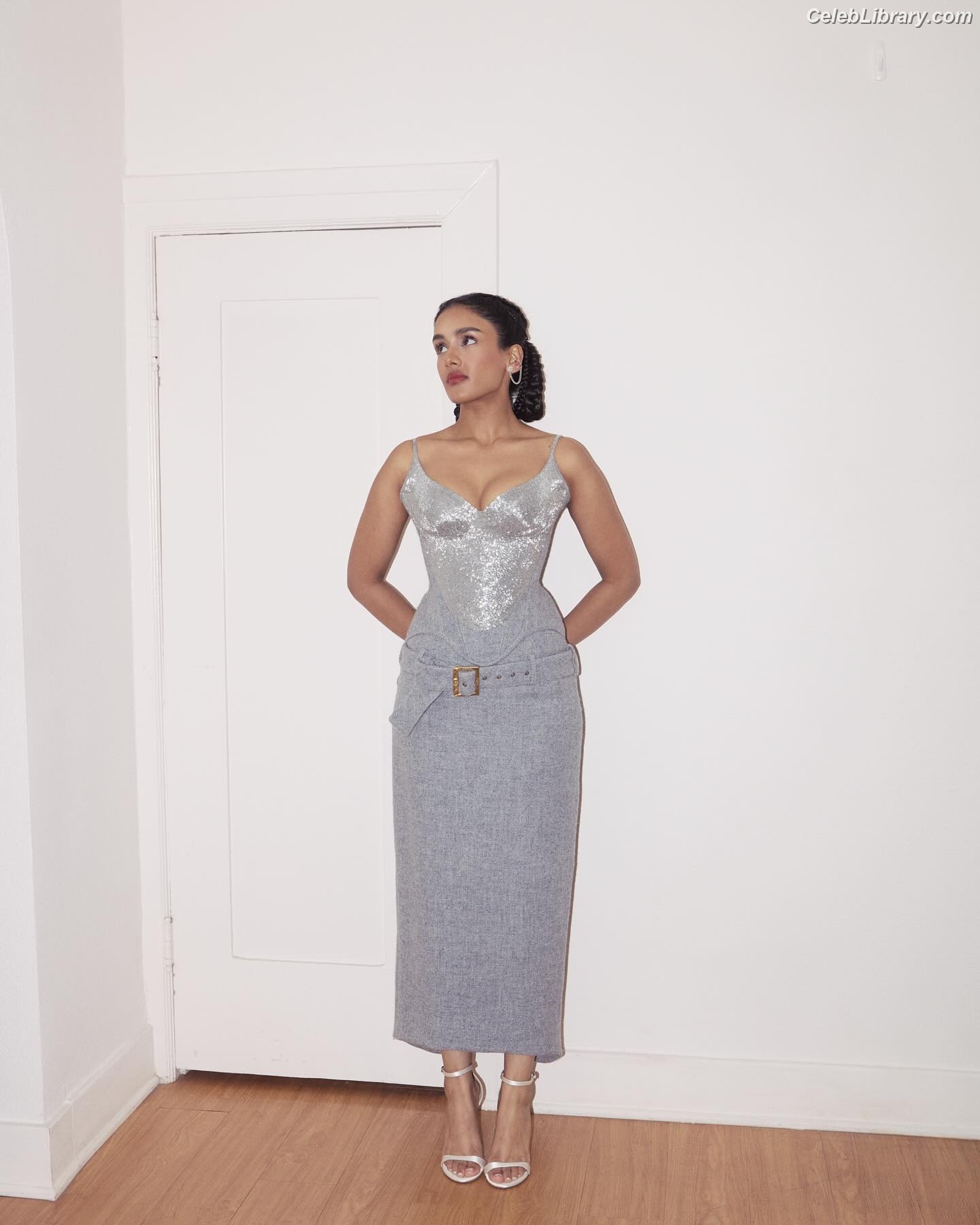 Shabana Azeez photo 1 of 82