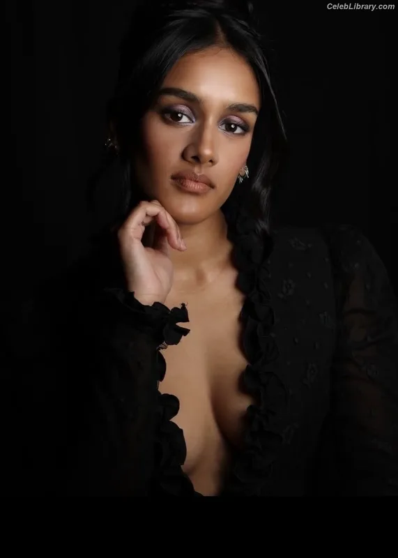 Shabana Azeez photo 17 of 82