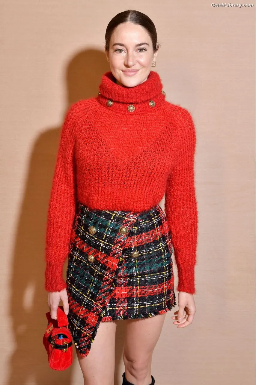 Shailene Woodley photo 2 of 1040