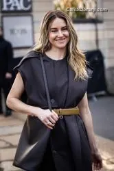 Shailene Woodley photo 14 of 1040