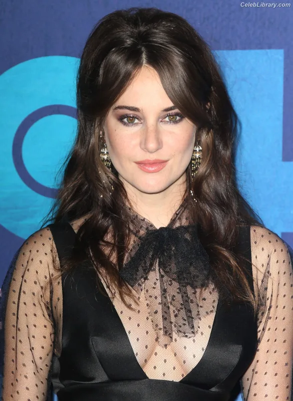 Shailene Woodley photo 2 of 1036