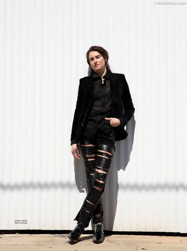 Shailene Woodley photo 11 of 1036