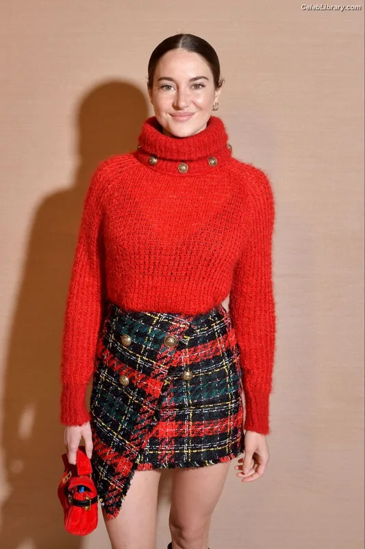 Shailene Woodley photo 4 of 1036