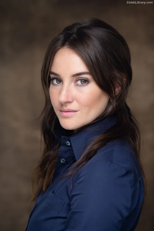 Shailene Woodley photo 19 of 1036