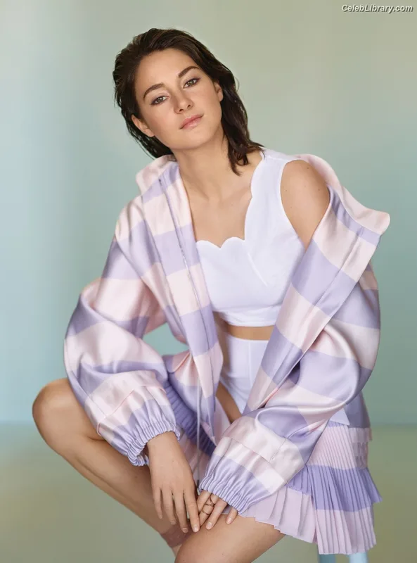 Shailene Woodley photo 7 of 1036
