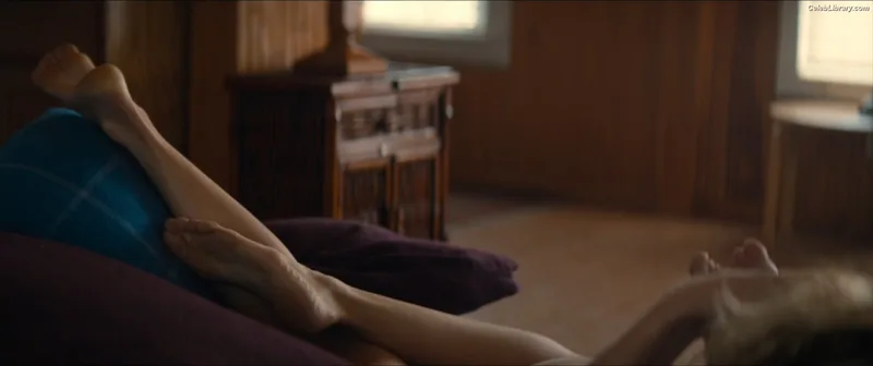Shailene Woodley photo 8 of 1036