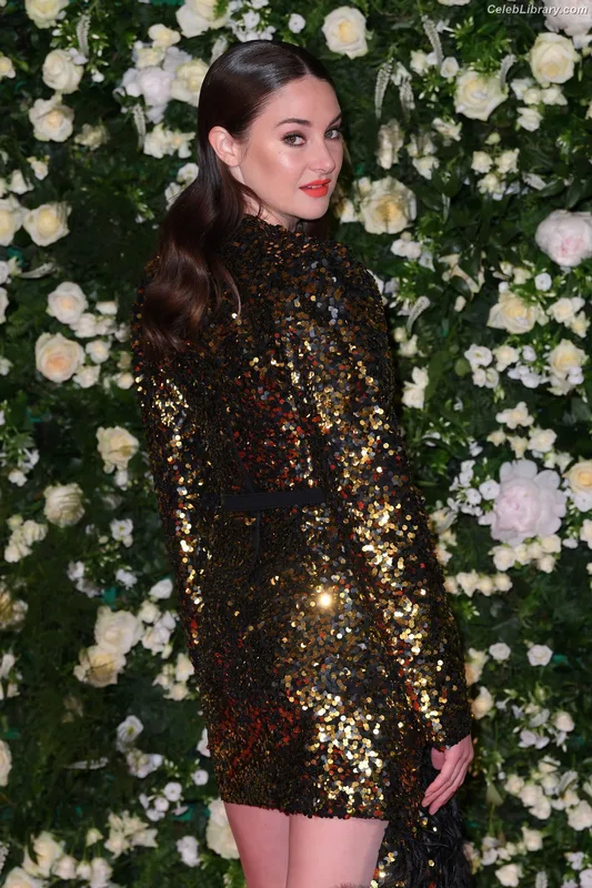 Shailene Woodley photo 4 of 1036