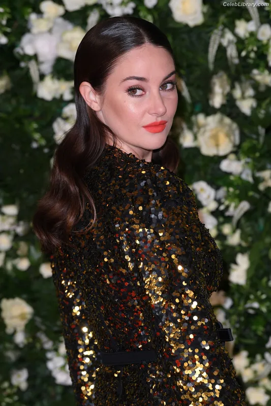 Shailene Woodley photo 6 of 1036