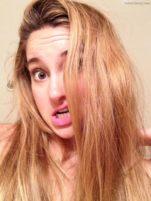 Shailene Woodley photo 2 of 1036