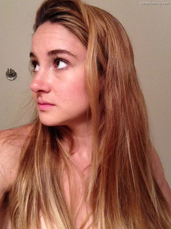 Shailene Woodley photo 4 of 1036