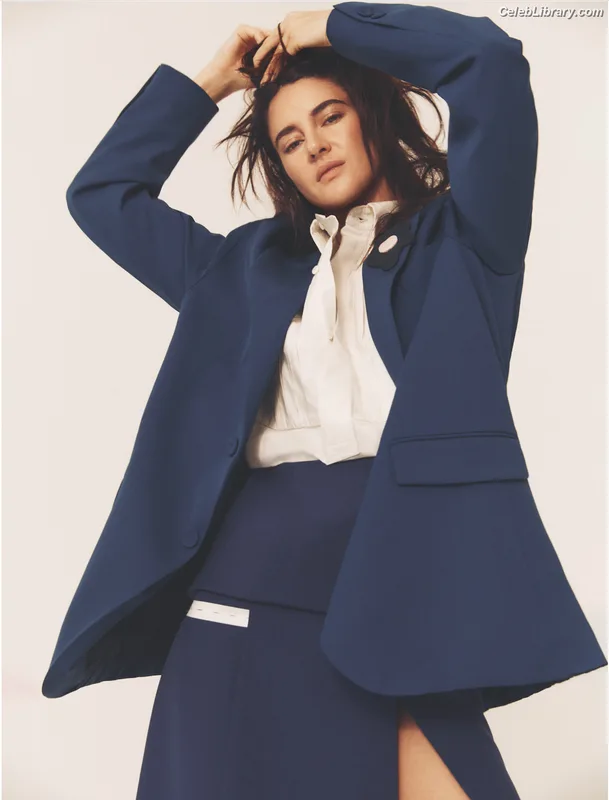 Shailene Woodley photo 12 of 1036